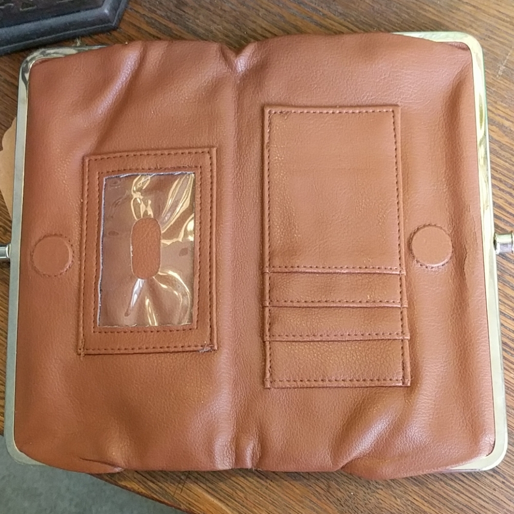 Wallet - Picture 3 of 5